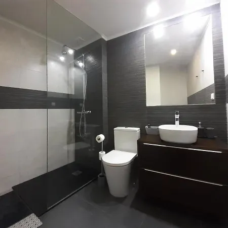 Casa duplex sobre o Jamor Сasa de vacaciones Queijas