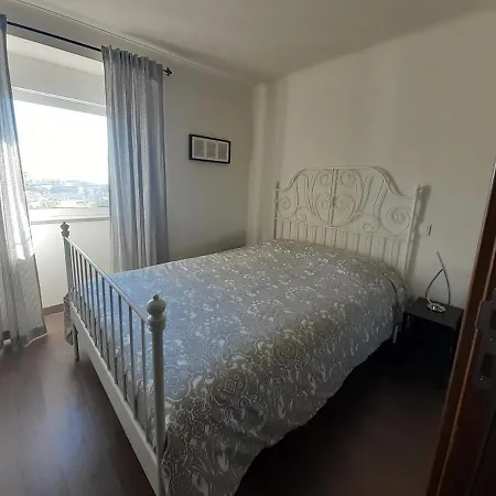 Casa duplex sobre o Jamor Сasa de vacaciones